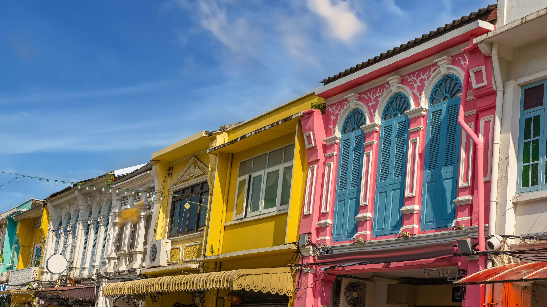 Old Phuket Town – Colonial Architecture and Vibrant Streets